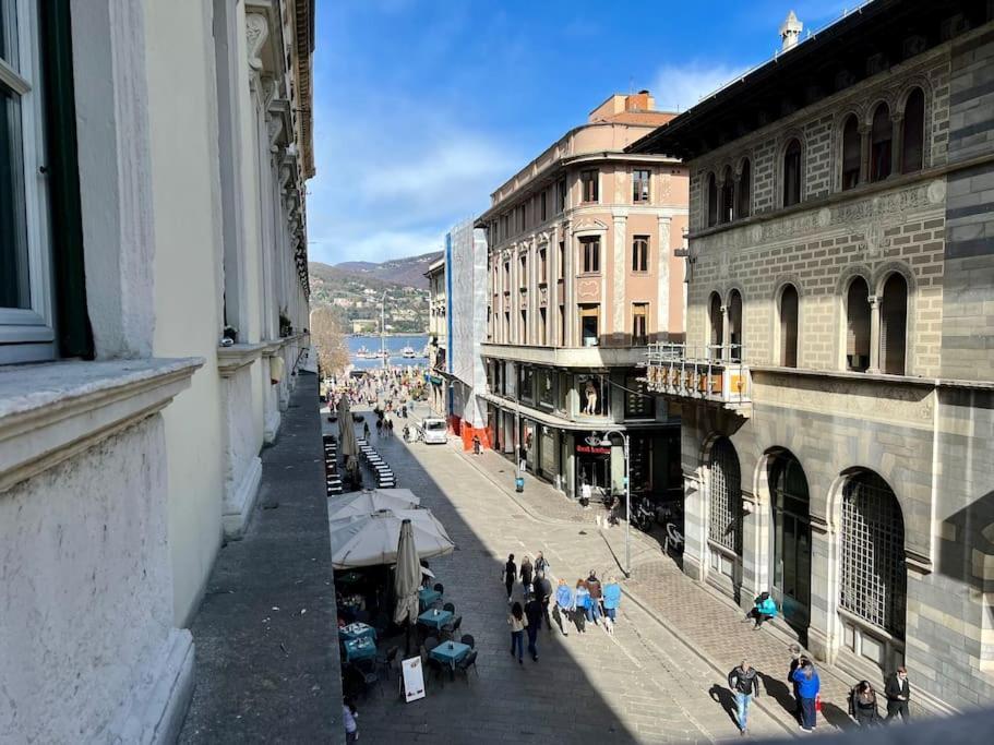 Esclusivo 130Mq Fronte Duomo E Lago E Terrazza Como Exterior photo